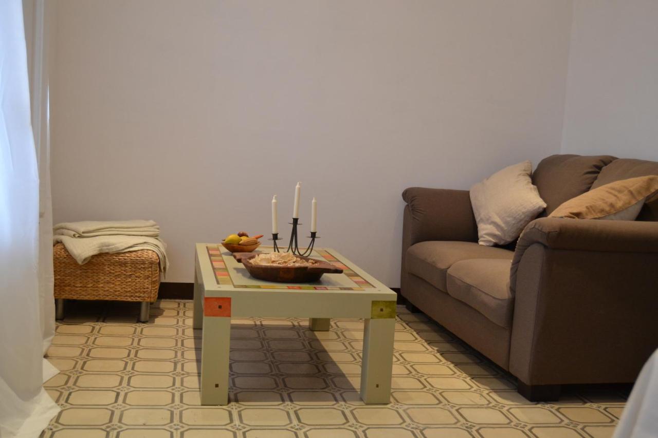 Santa Rosa, Balcon De Barcelona Lägenhet Esplugues de Llobregat Exteriör bild